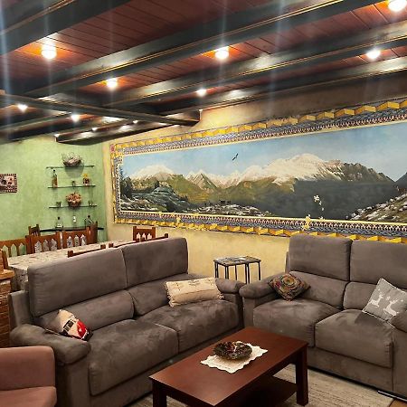 Apartamento Casa Pelentos Sandiniés Exterior foto