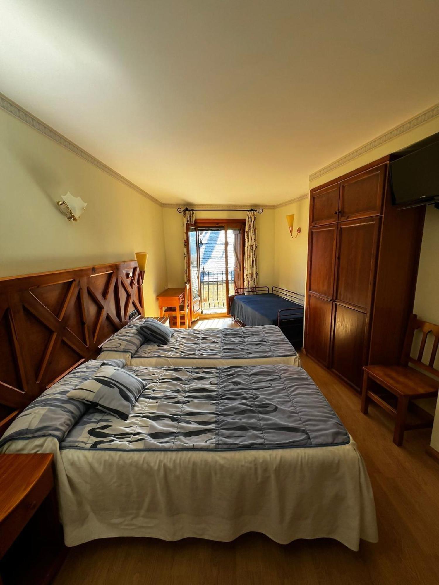 Apartamento Casa Pelentos Sandiniés Exterior foto