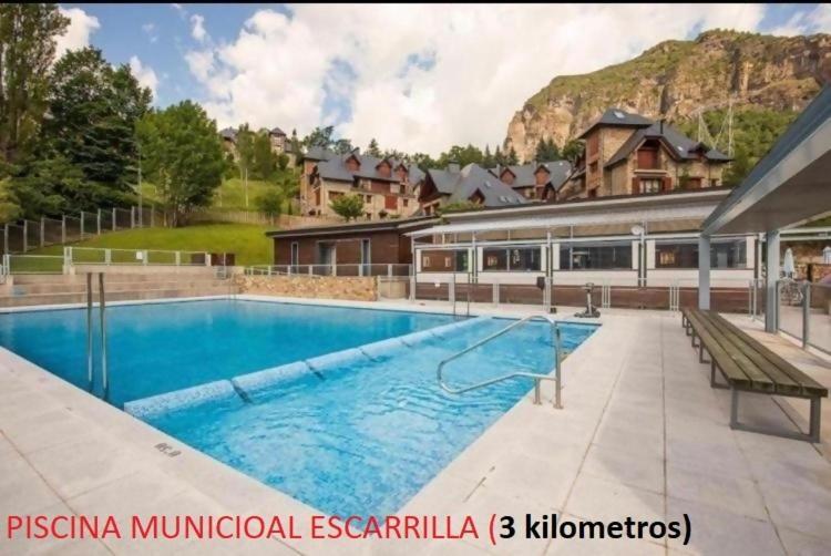 Apartamento Casa Pelentos Sandiniés Exterior foto